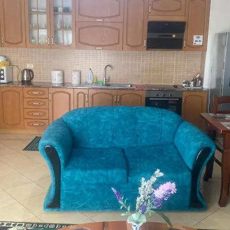 Guest House Fier فيير